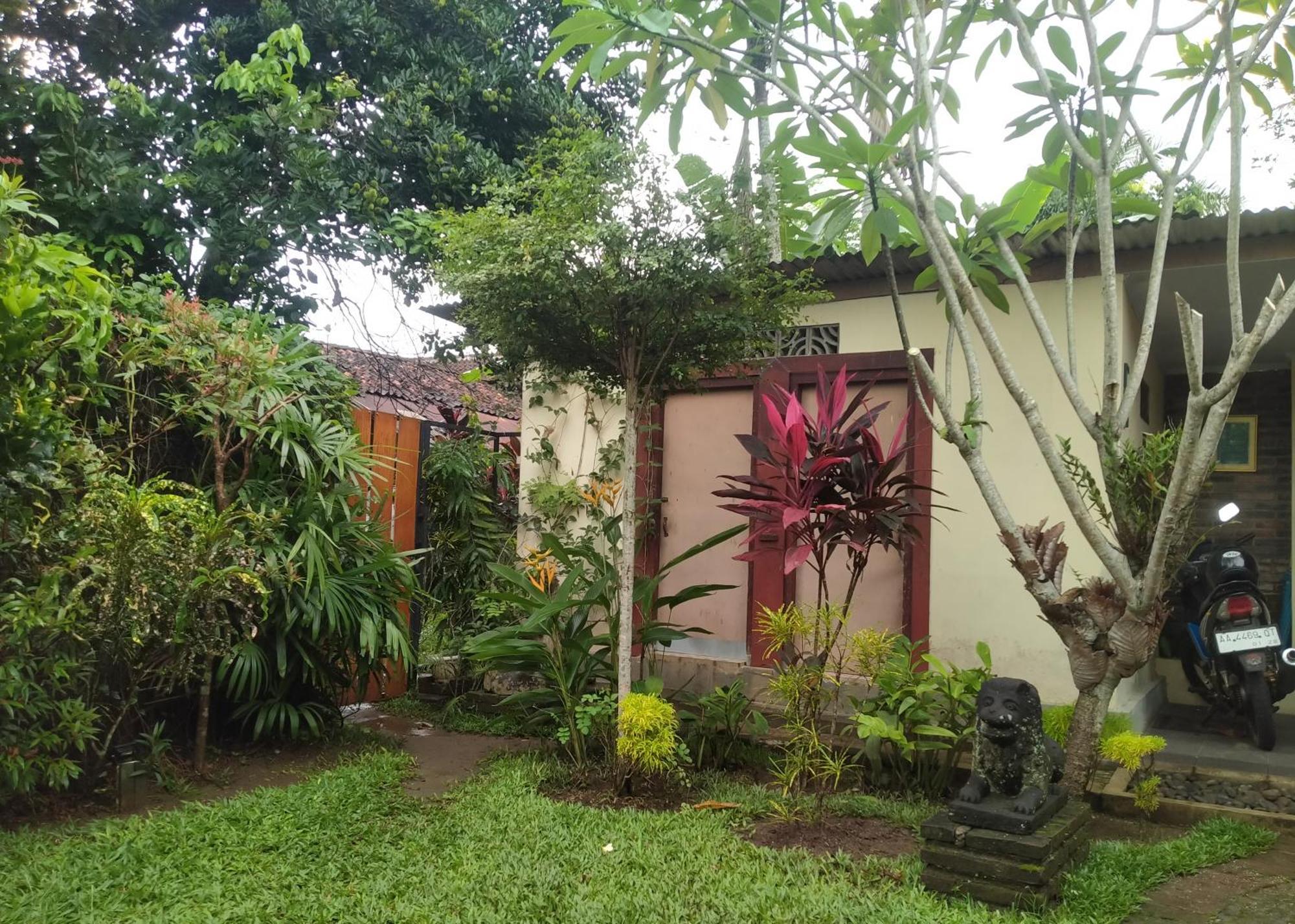 Efata Homestay Magelang Ngoại thất bức ảnh